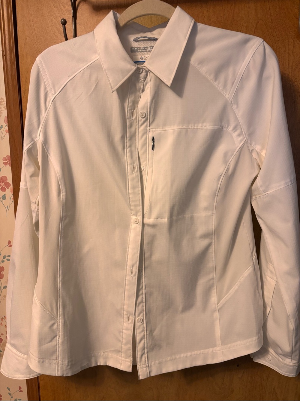 Columbia Women's White Button-Down Long Sleeve Shirt